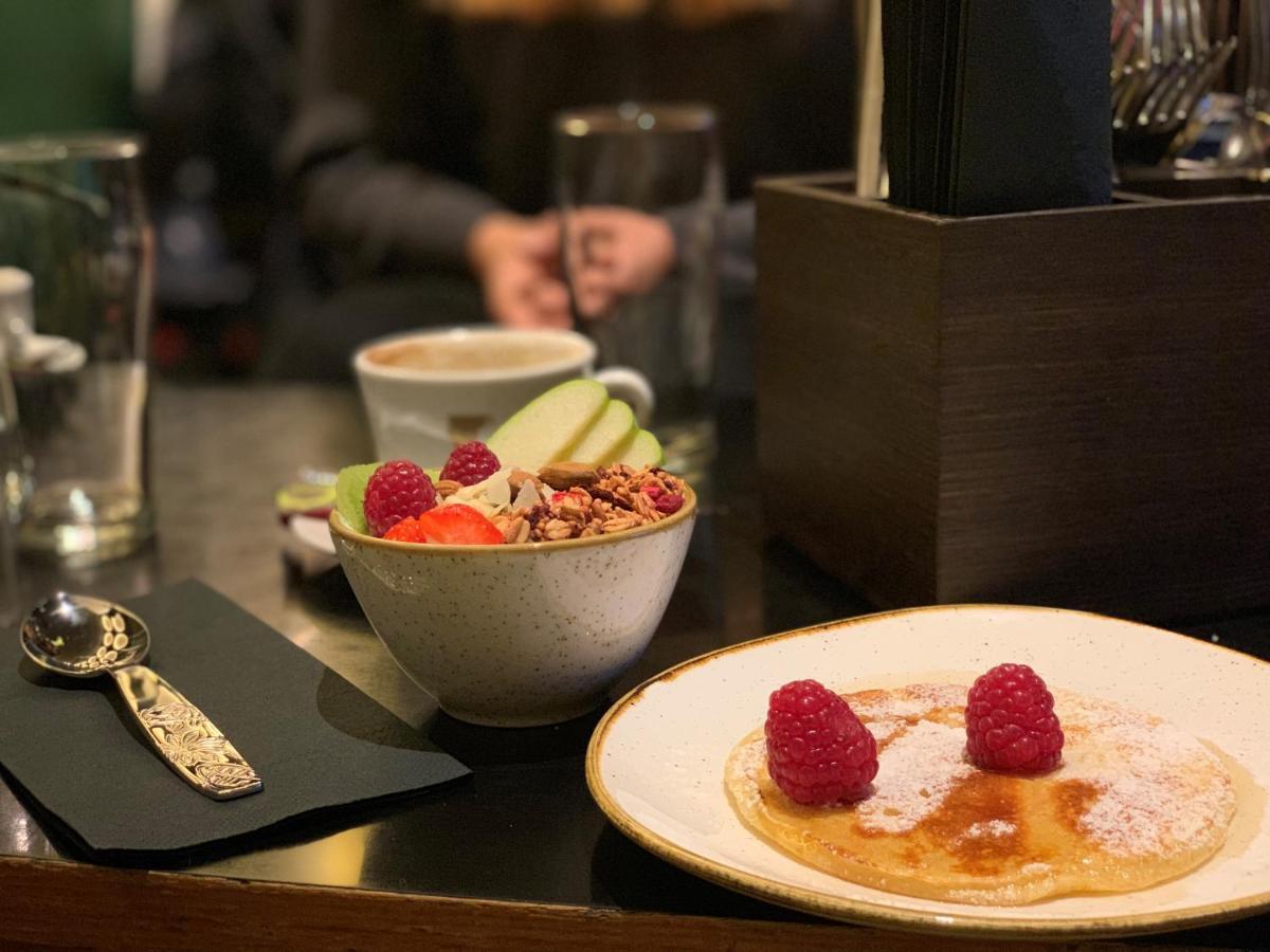 Hotel Lo! Im Kreuz Jona Rapperswil-Jona Dış mekan fotoğraf